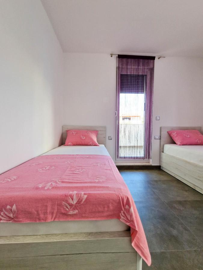 Villa Poseidon Novalja Luaran gambar